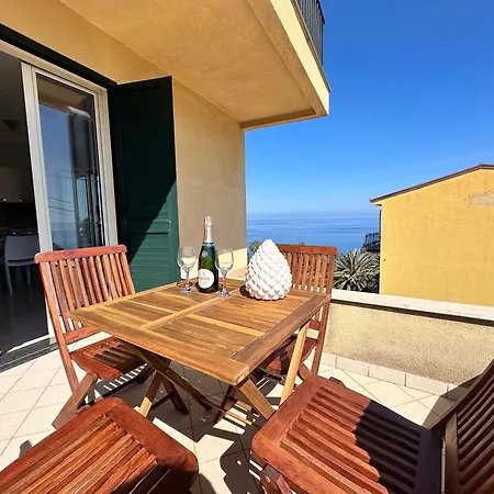Sul Tramonto Apartment *